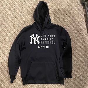 Yankees Hoodie - Nike Therma-Fit - Medium